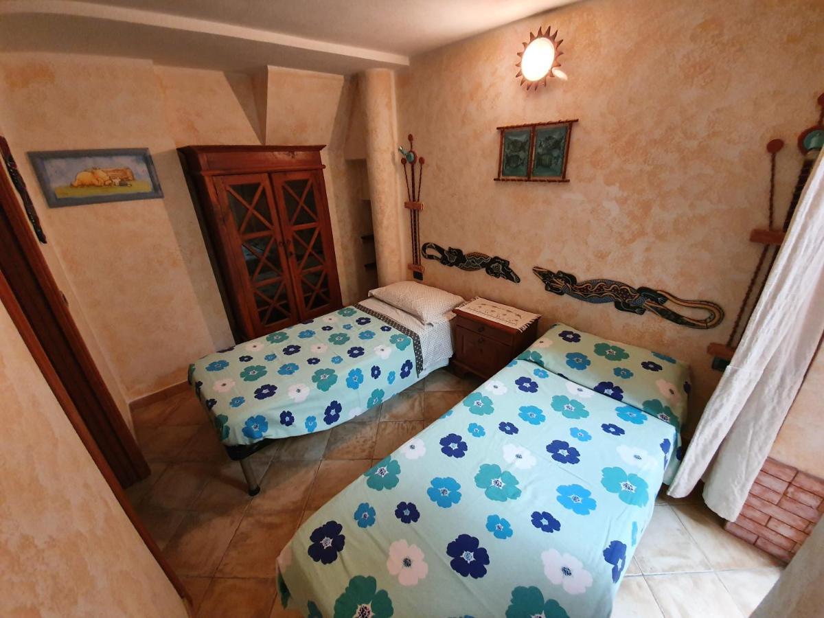 Casa Sole Villa วิลลัสซีมีอุส ภายนอก รูปภาพ